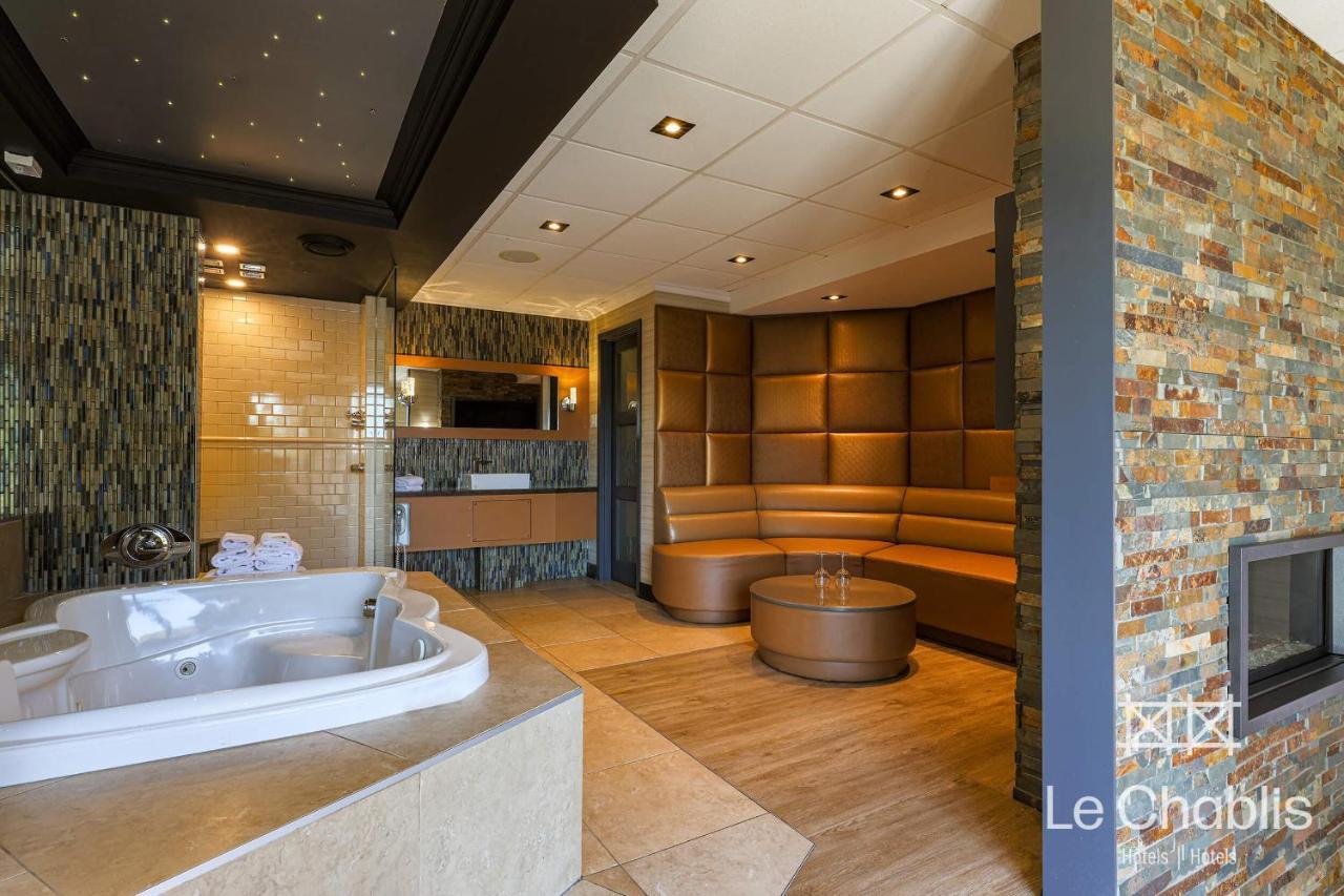 Hotel Le Chablis Cadillac Montreal Exterior foto